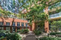 211 - 369 SORAUREN AVENUE Toronto