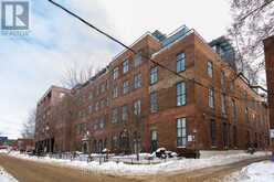 211 - 369 SORAUREN AVENUE Toronto