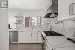 208 HILLHURST BOULEVARD Toronto