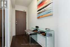 1004 - 27 BATHURST STREET Toronto