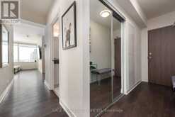 1004 - 27 BATHURST STREET Toronto