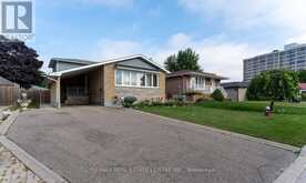 8 EDWIN DRIVE Brampton