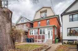 2ND FLR - 38 HUMBERSIDE AVENUE Toronto