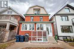 2ND FLR - 38 HUMBERSIDE AVENUE Toronto