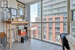 413 - 725 KING STREET W Toronto