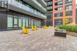 323 - 8 TIPPETT ROAD Toronto