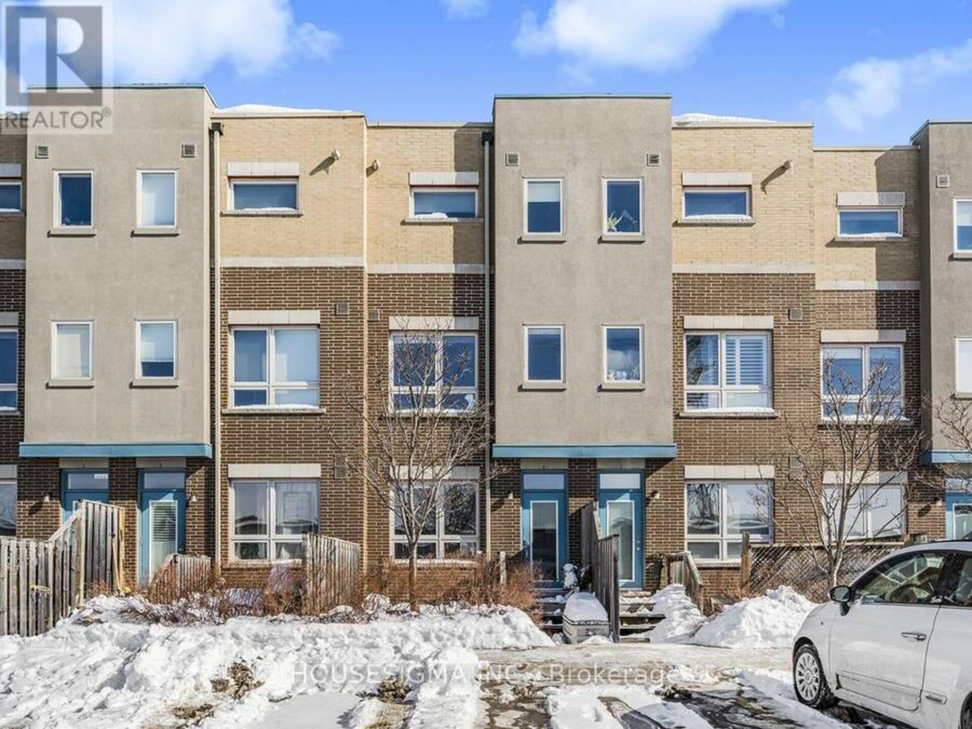 4 - 102 CALEDONIA PARK ROAD Toronto