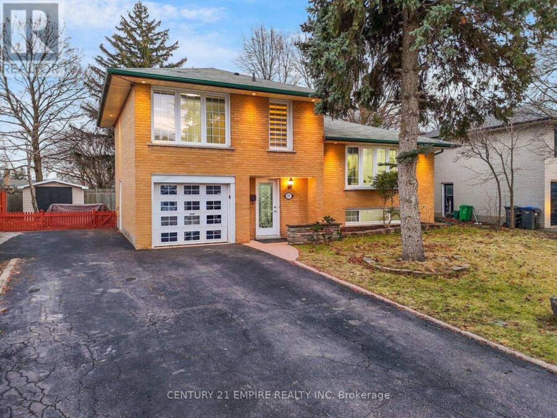 29 FLOWERTOWN AVENUE Brampton