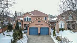 99 DONNICI DRIVE Hamilton