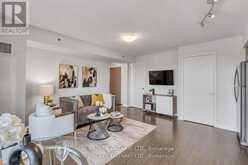 604 - 35 SARANAC BOULEVARD Toronto