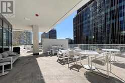 4702 - 2221 YONGE STREET Toronto