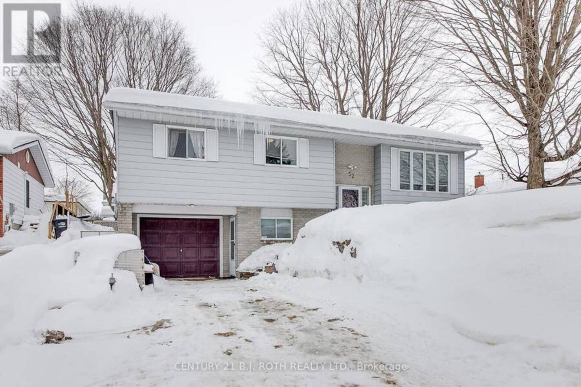 52 BRIDLE ROAD Penetanguishene