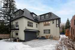 17 ROBINWOOD AVENUE Toronto