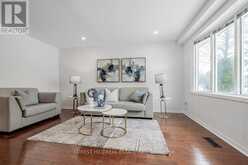 194 HOLLYBERRY TRAIL Toronto