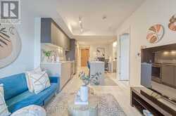 501 - 8 TIPPETT ROAD Toronto