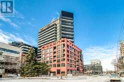 501 - 8 TIPPETT ROAD Toronto