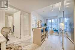 501 - 8 TIPPETT ROAD Toronto