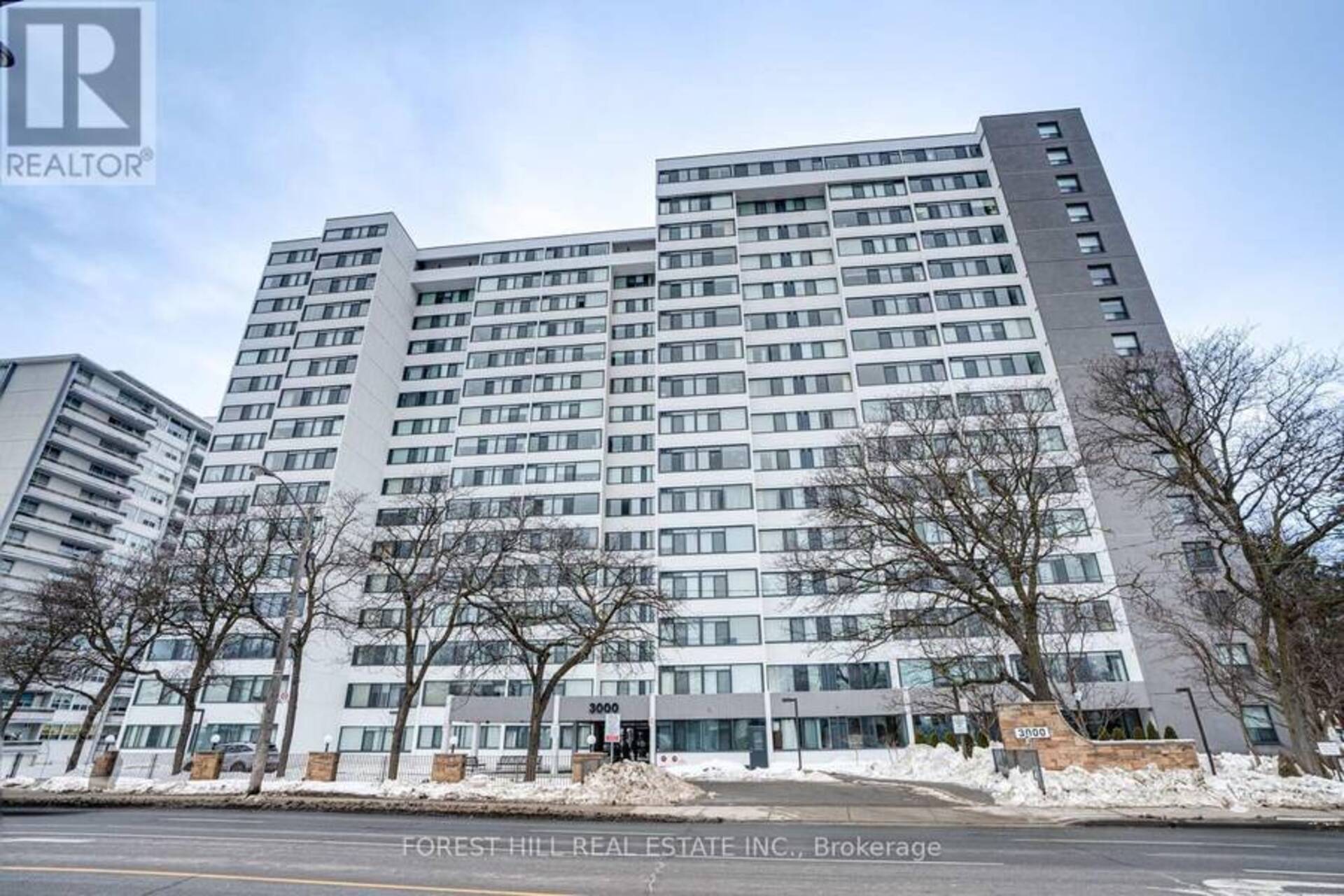 904 - 3000 BATHURST STREET Toronto