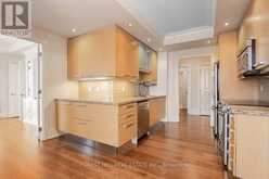 1604B - 660 SHEPPARD AVENUE E Toronto