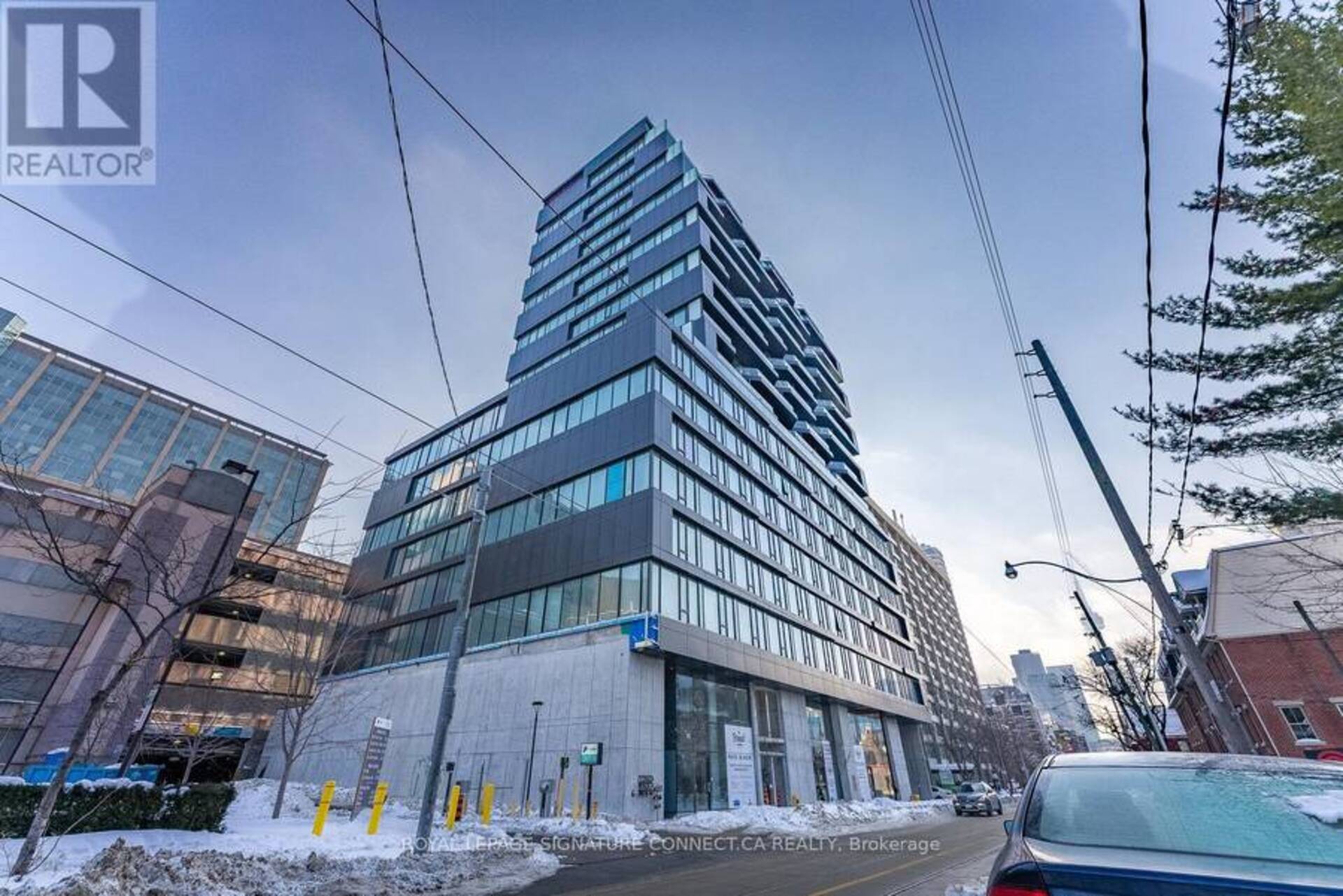 1415 - 195 MCCAUL STREET Toronto