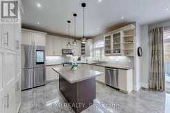 88 ROYAL WEST DRIVE Brampton