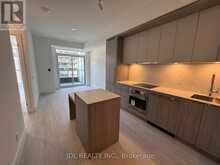 306 - 6 GREENBRIAR ROAD E Toronto