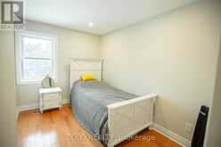 401 HOUNSLOW AVENUE Toronto