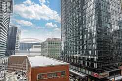 636 - 250 WELLINGTON STREET W Toronto