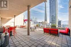 636 - 250 WELLINGTON STREET W Toronto