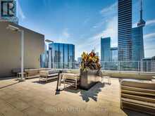 302 - 126 SIMCOE STREET Toronto