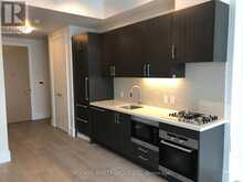 805 - 39 QUEENS QUAY Toronto