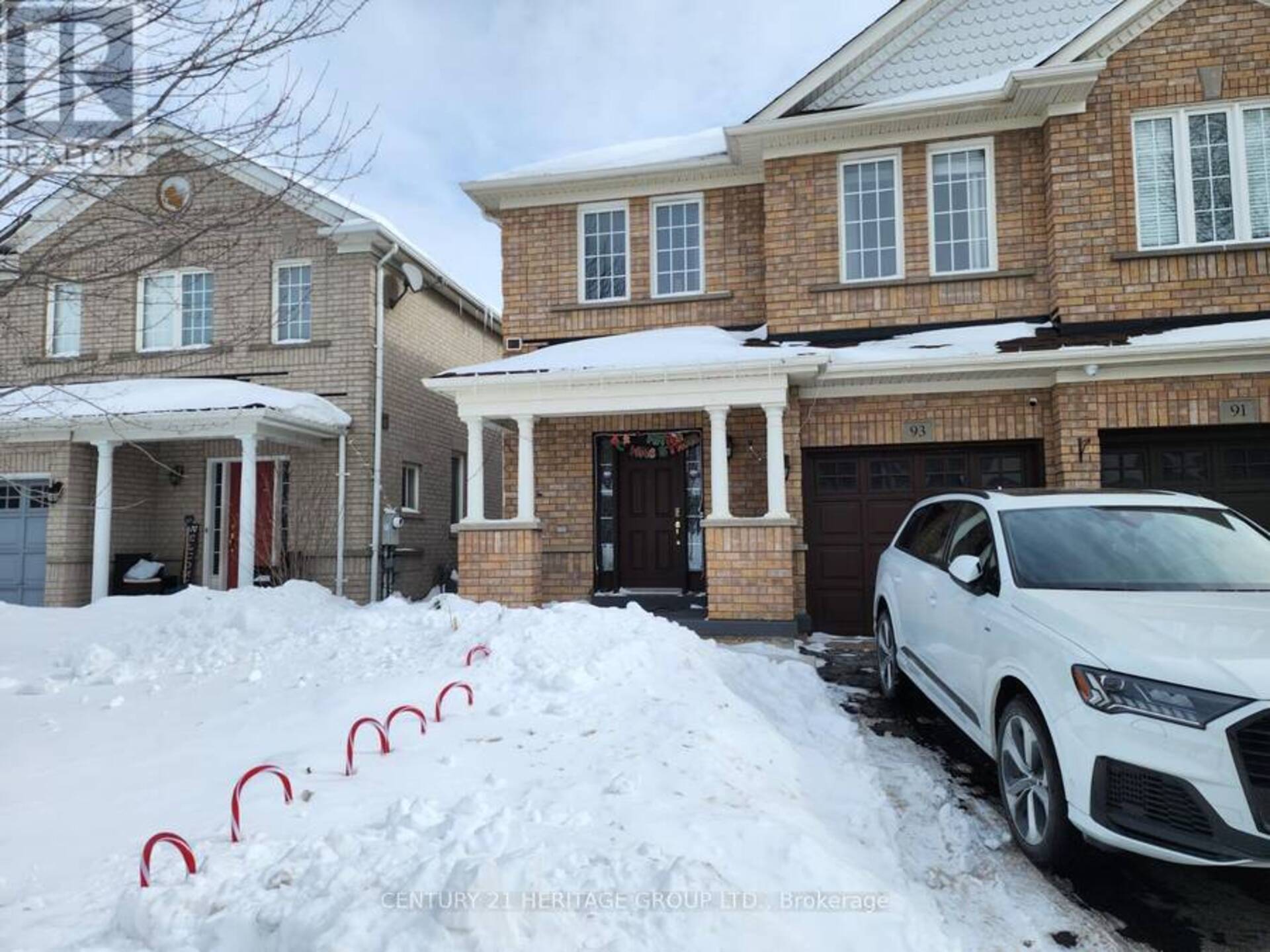 93 HOLLINGSWORTH CIRCLE Brampton