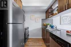 5 - 88 MUNRO STREET Toronto