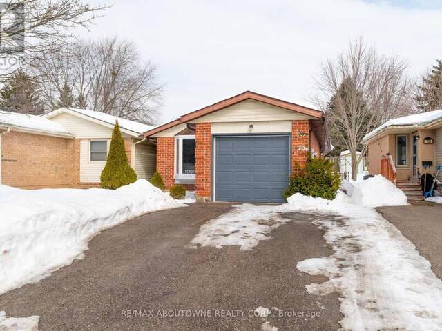 706 SCOTTSDALE DRIVE Guelph