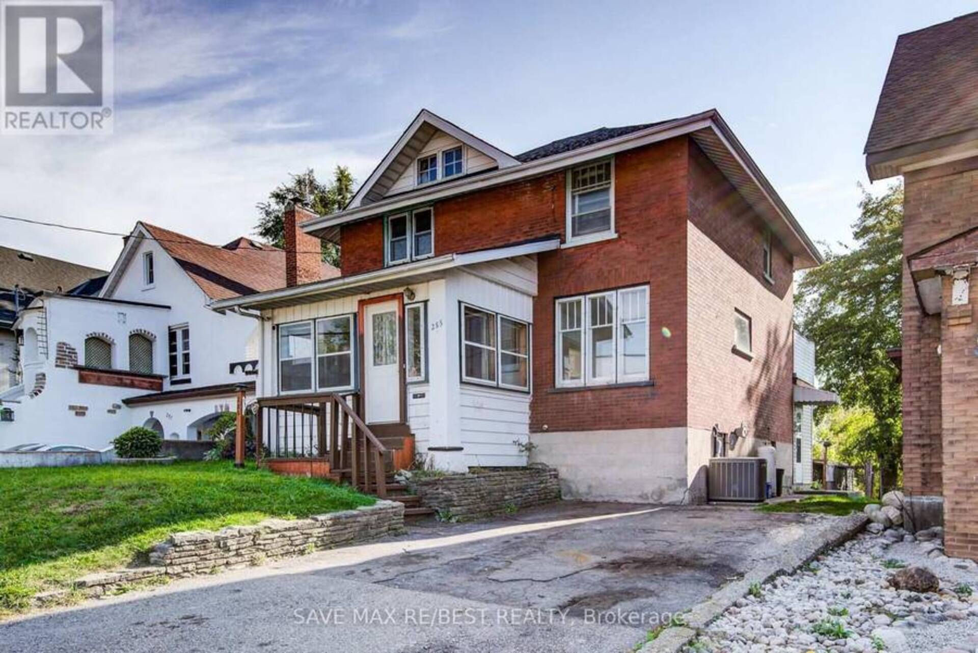 285 COURTLAND AVENUE E Kitchener