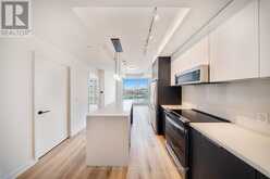 801 - 5 YORK GARDEN WAY Toronto