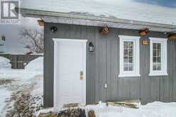 1090 BLEAMS ROAD E Wilmot