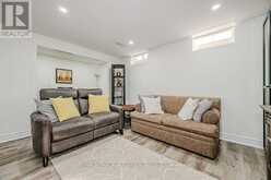 39 - 2022 ATKINSON DRIVE Burlington