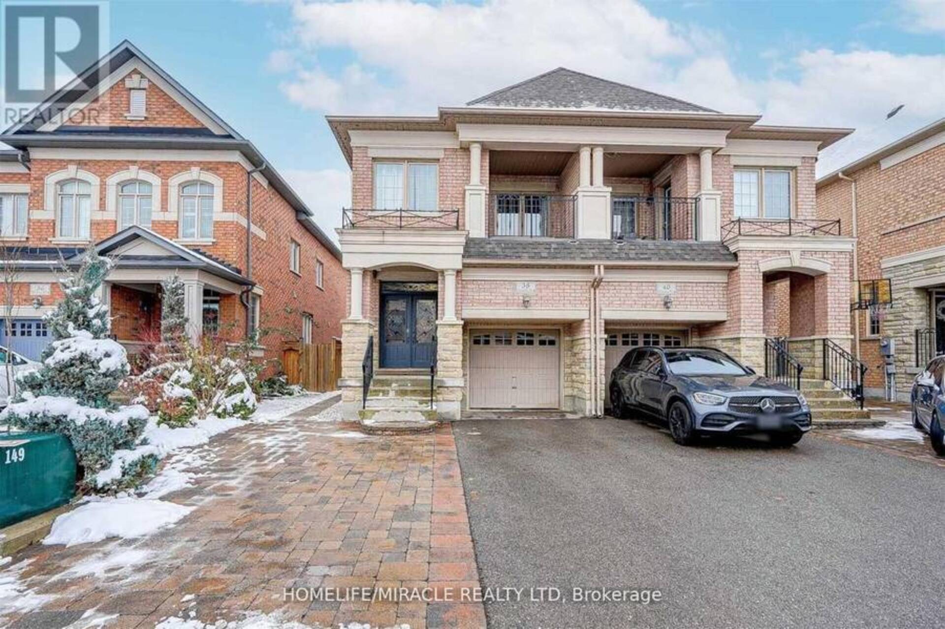 38 OSTROVSKY ROAD Vaughan