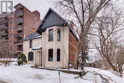 1 - 167 COLLIER STREET Barrie