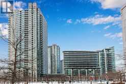 678 - 209 FORT YORK BOULEVARD Toronto