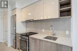 660 - 31 TIPPETT ROAD Toronto