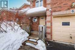 6 CARIBOU COURT Barrie