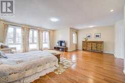 127 SANDYHOOK SQUARE Toronto