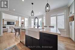 2318 CANTERBURY CRESCENT Pickering