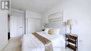 206 - 62 FOREST MANOR ROAD Toronto