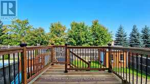 8 CANDLEWOOD COURT Markham