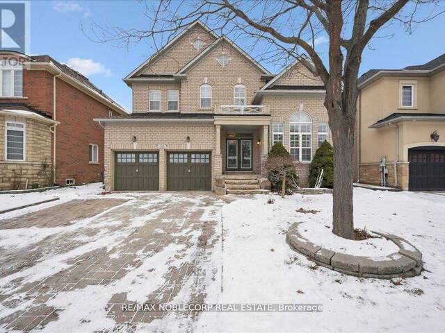 32 ARISTOCRAT ROAD Brampton Ontario