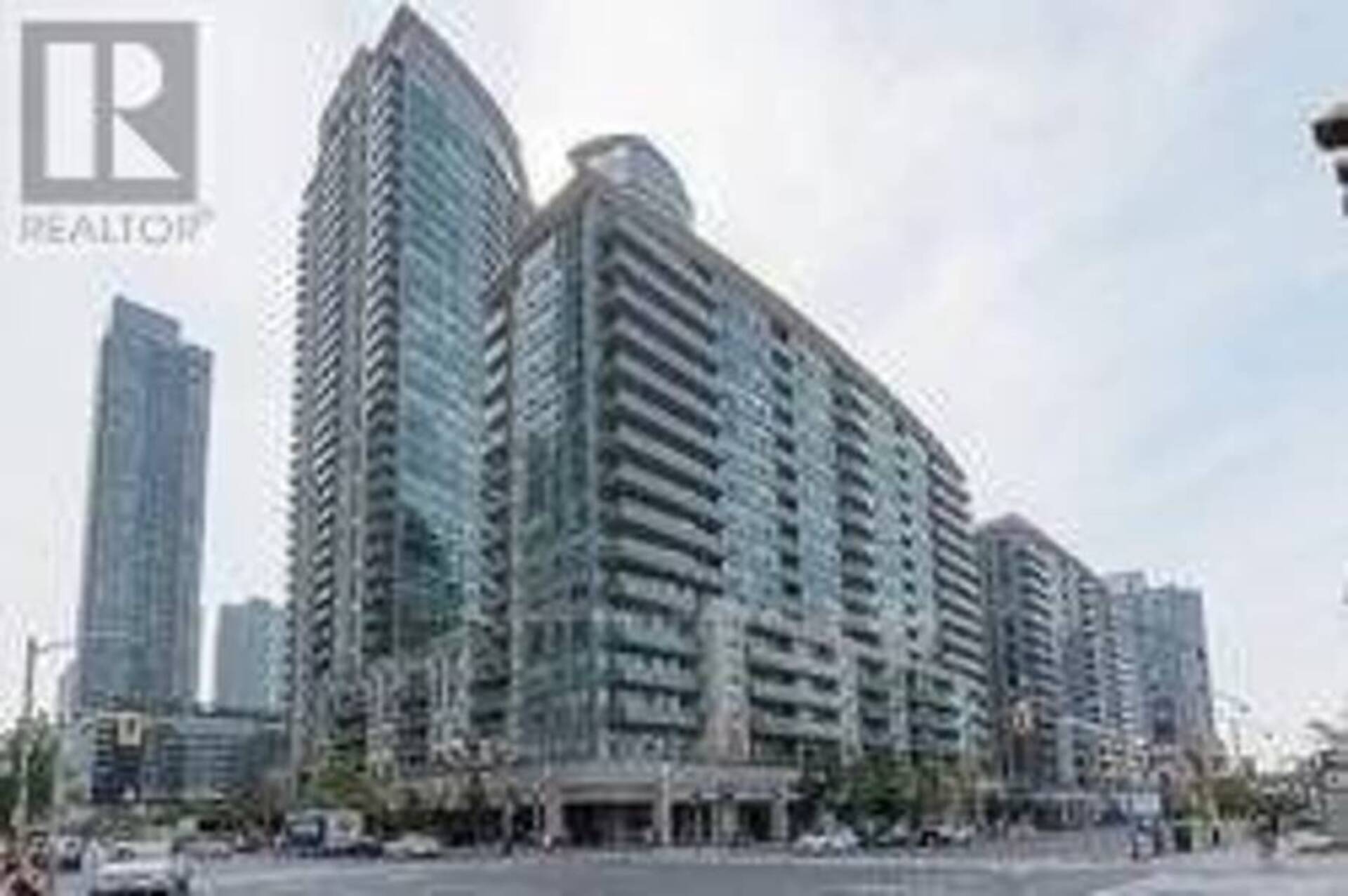 706 - 51 LOWER SIMCOE STREET Toronto