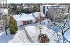 9 SOUTHWELL DRIVE Toronto